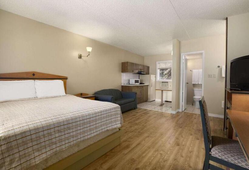 מוטל Nice Inn Edmonton