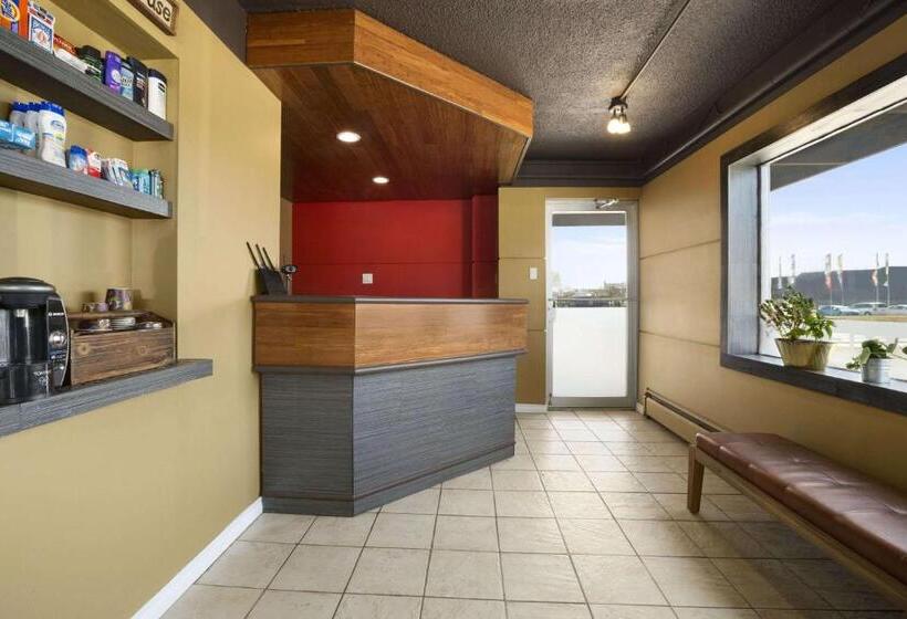 מוטל Nice Inn Edmonton