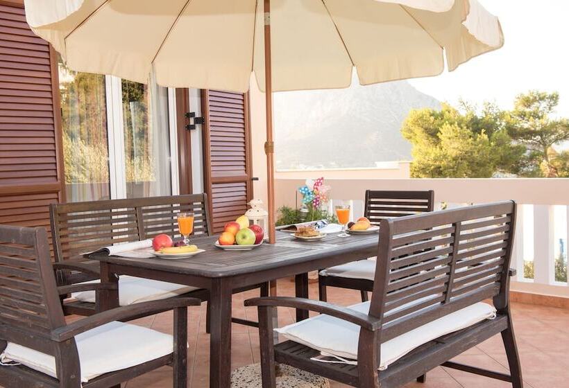 Myrties Boutique Aparments