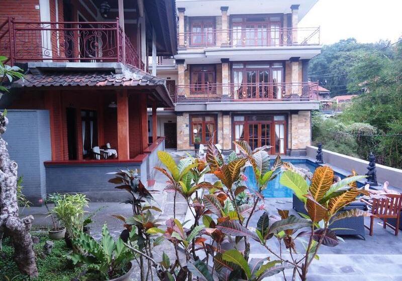 Pande Permai Bungalows