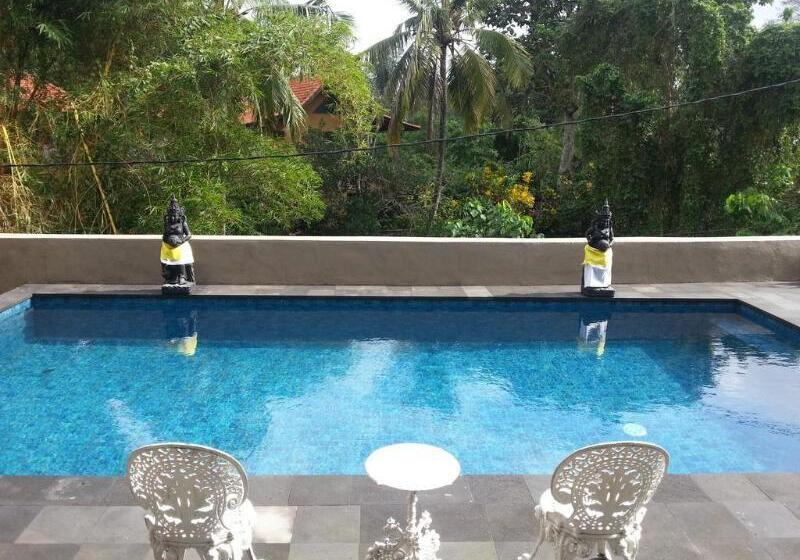 Pande Permai Bungalows