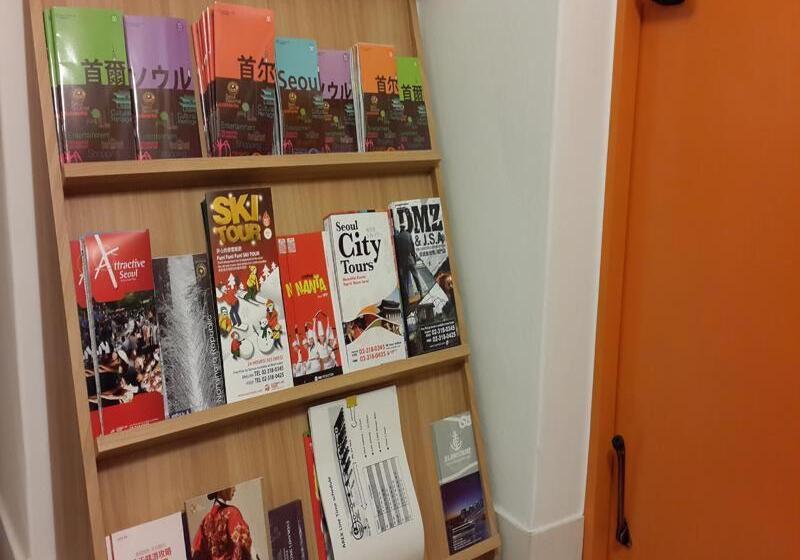 بنسيون High Street Guest House Hongdae   Hostel