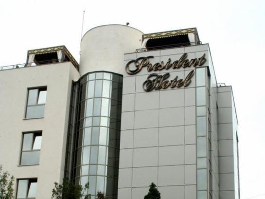 ホテル President