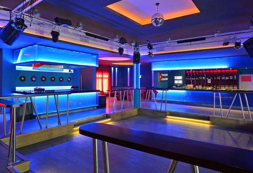 渡假胜地  Meliá Jardines del Rey