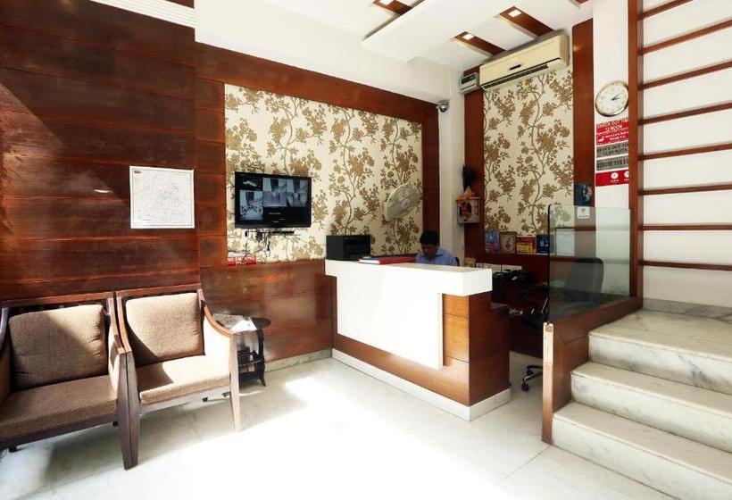 Shri Vinayak At New Delhi Railway Station By Rcg Hotels