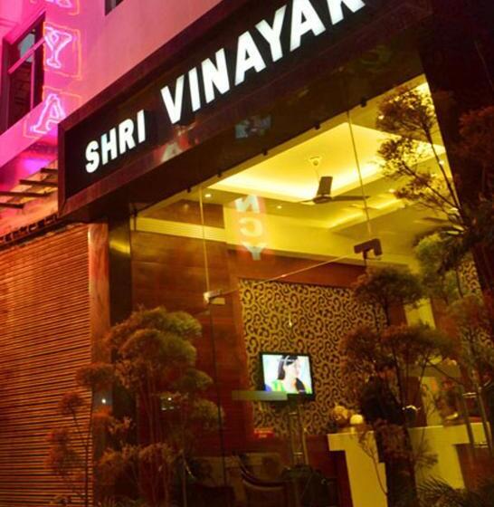 Shri Vinayak At New Delhi Railway Station By Rcg Hotels