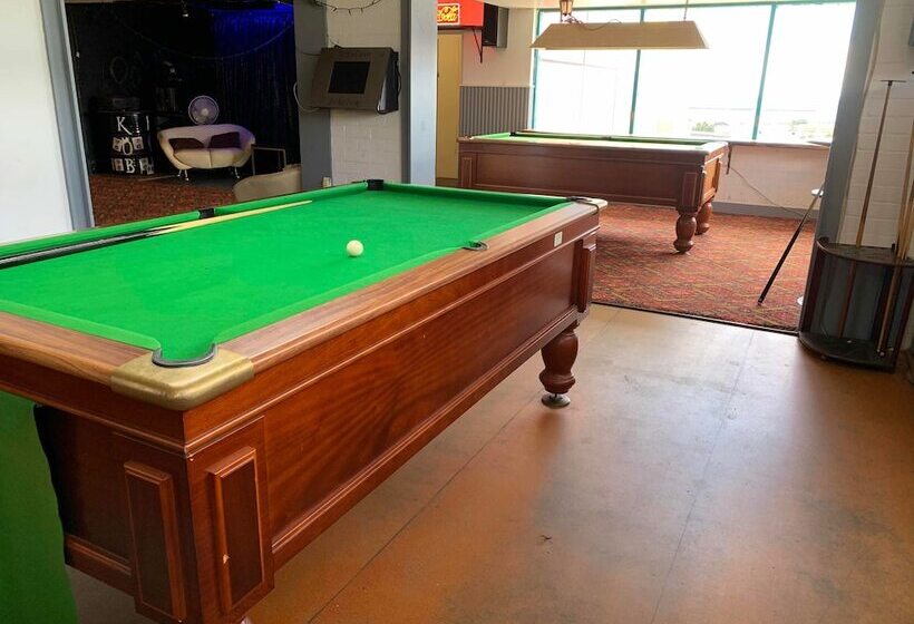 The Menai Hotel Motel