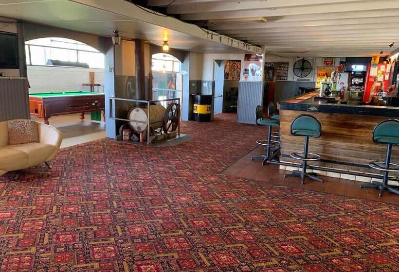 The Menai Hotel Motel