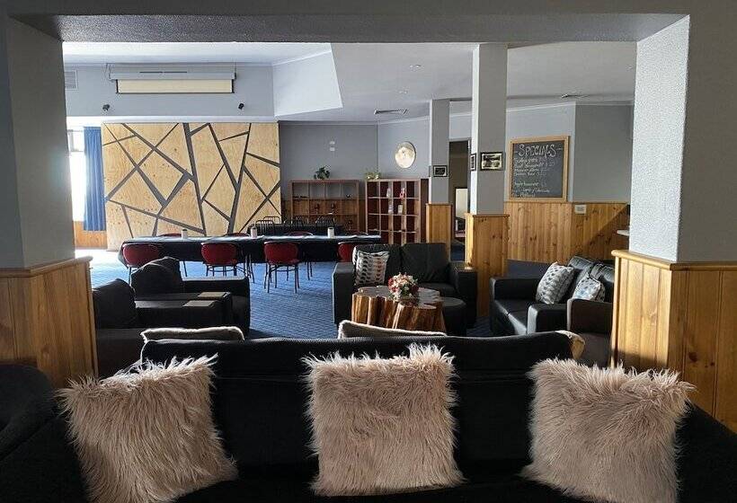 The Menai Hotel Motel