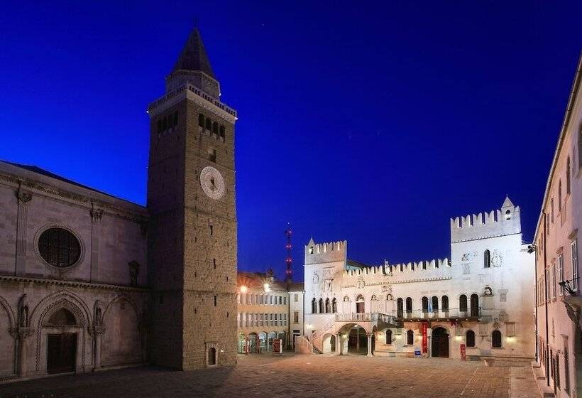 Camping Adria Ankaran   Pitches