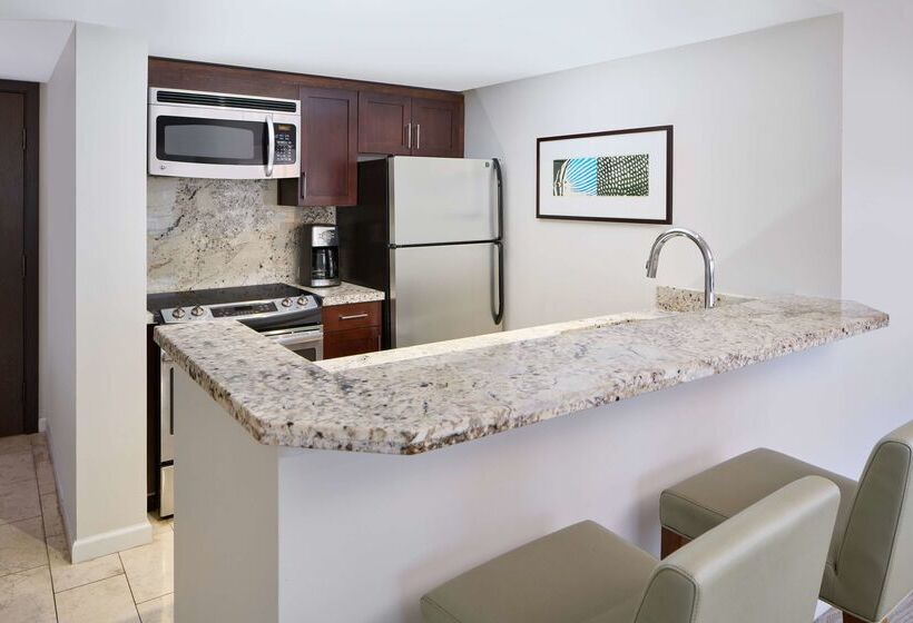 Waikiki Marina Resort At The Ilikai