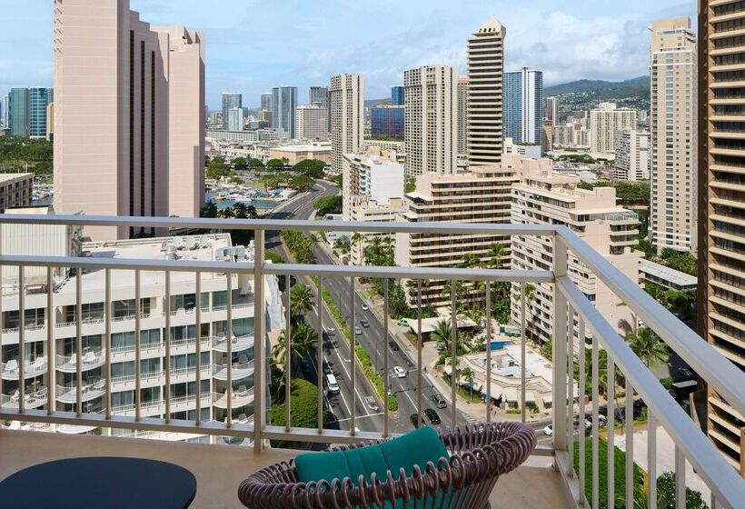 Waikiki Marina Resort At The Ilikai