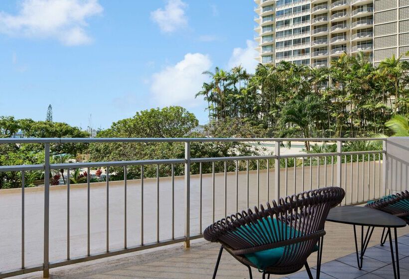 Waikiki Marina Resort At The Ilikai