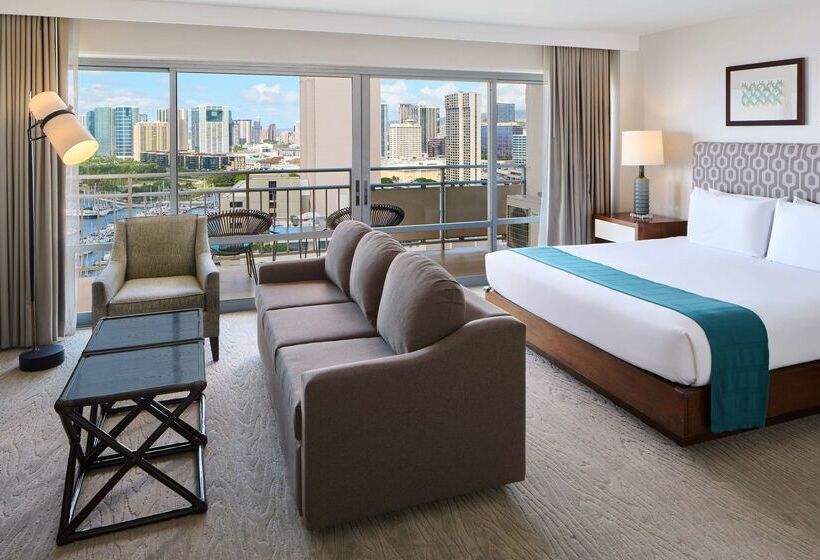 Waikiki Marina Resort At The Ilikai