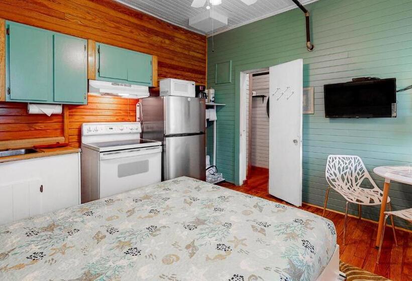 هتل Carbo House Eleven