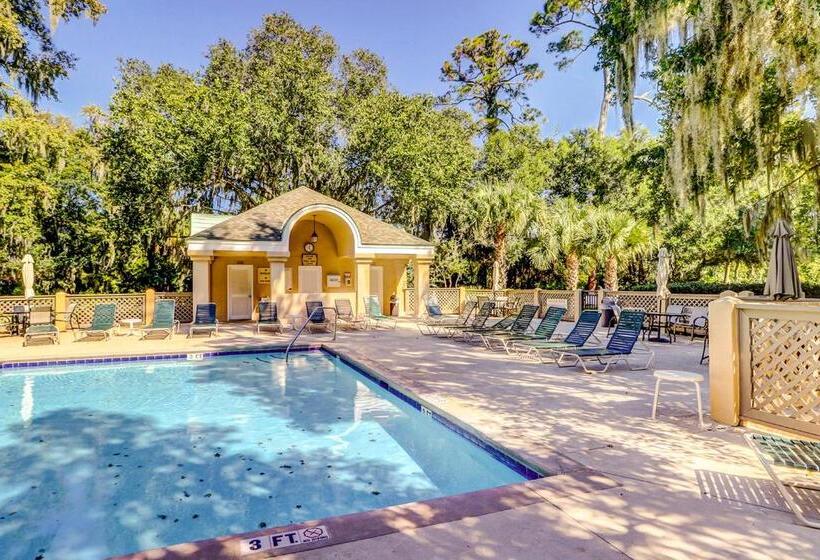 ホテル Colonnade Club 180