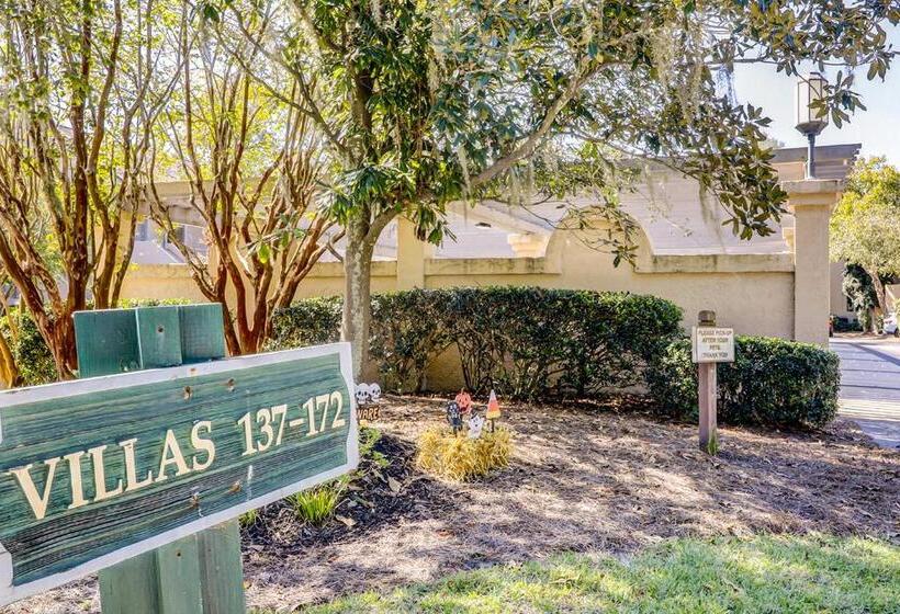 בית מלון כפרי Colonnade Club 180