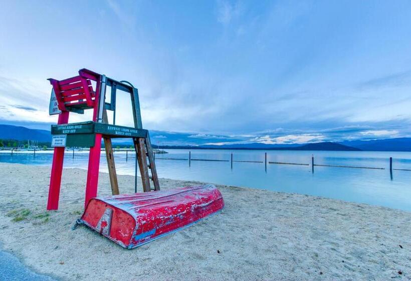 فندق Driftwood Waterfront Gem