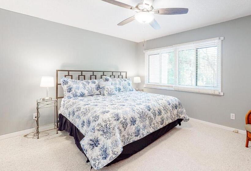 Отель Shipmaster 1805