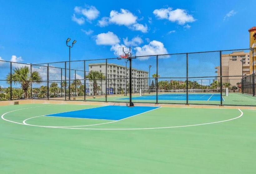 فندق Top Floor At The Shores