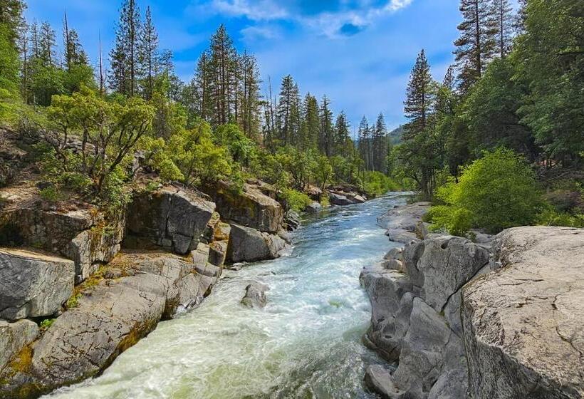 ホテル Wine & Woods Retreat