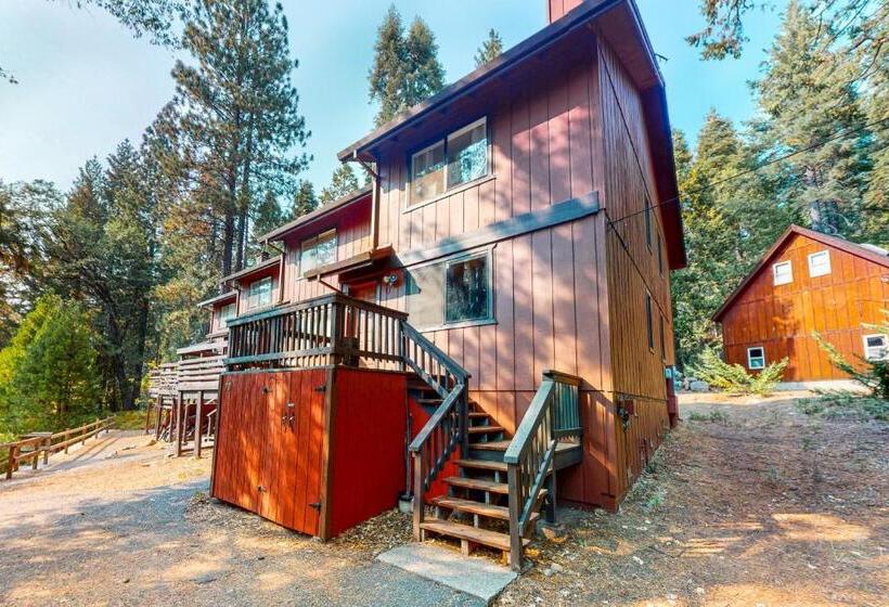 ホテル Wine & Woods Retreat