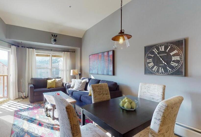 호텔 Copper Springs Lodge 430