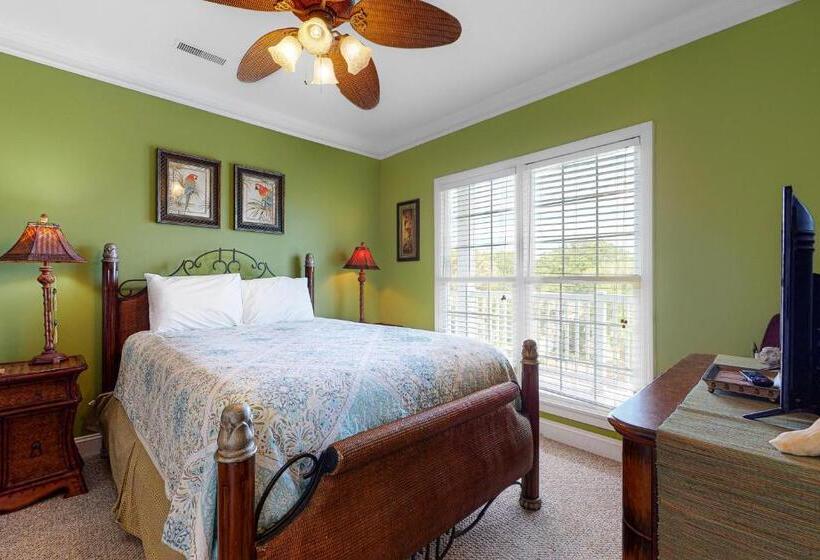 בית מלון כפרי Folly Me To The Beach!