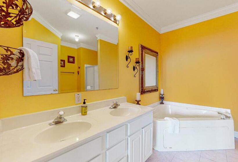 בית מלון כפרי Folly Me To The Beach!