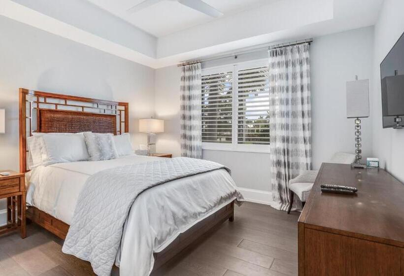 ホテル Naples Square Paradise