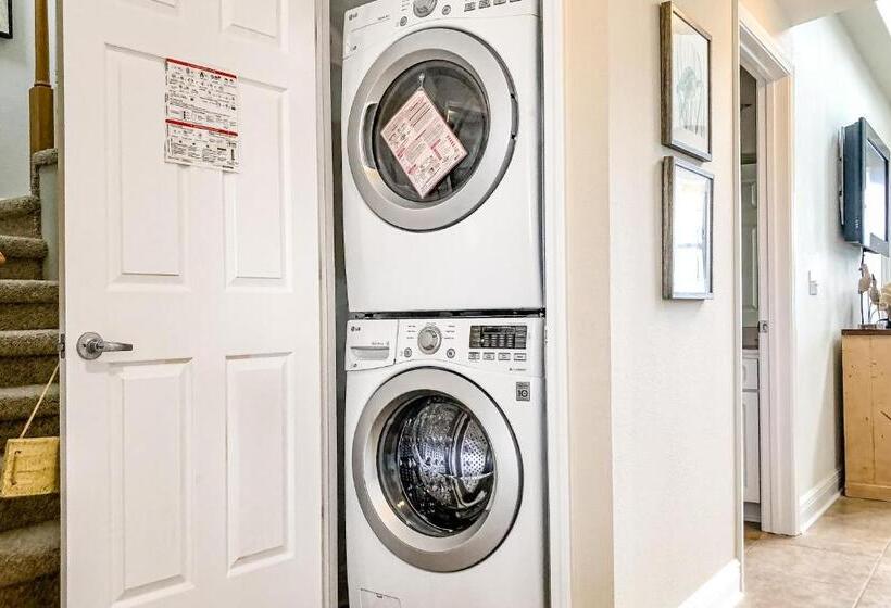 فندق The Villages #822