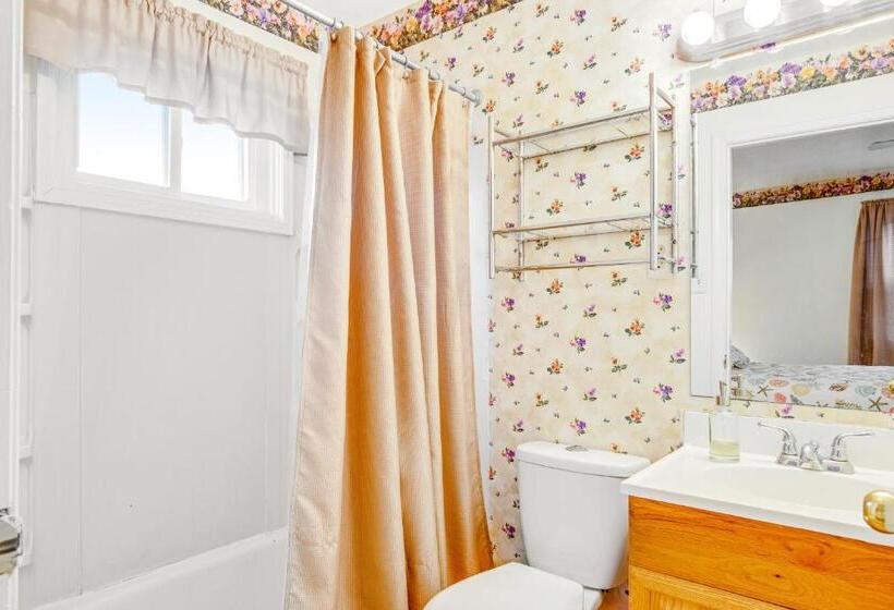 فندق 37534 Lighthouse Rd #202