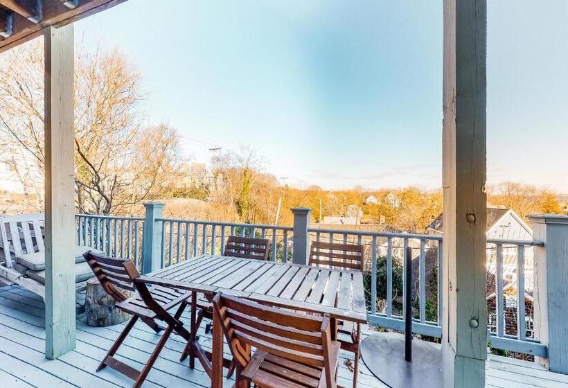 ホテル A Room With A View