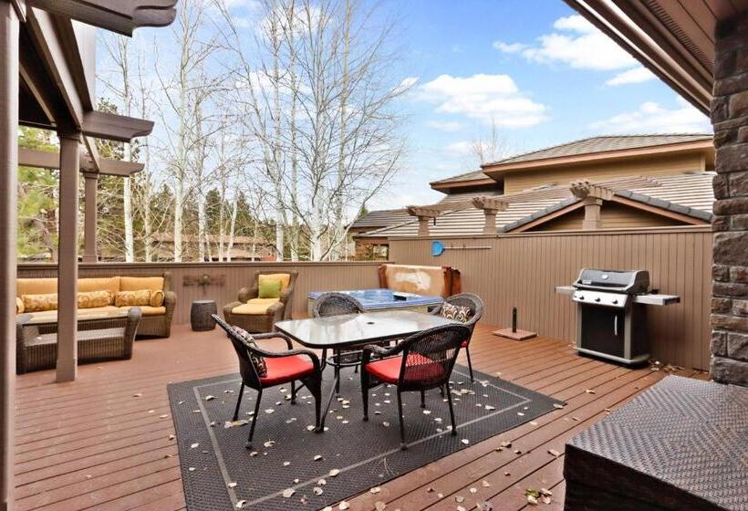 فندق Broken Top Condo