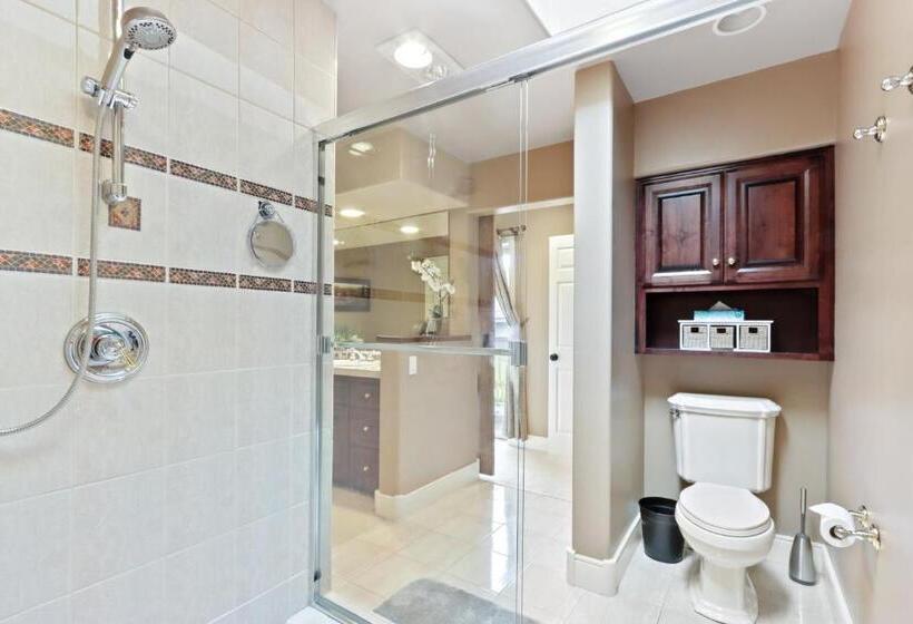 فندق Broken Top Condo