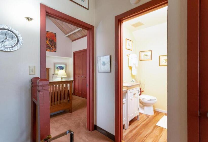 فندق East Condo #208