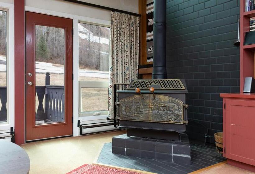 فندق East Condo #208