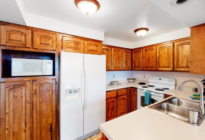 فندق Rainbow Rock 303