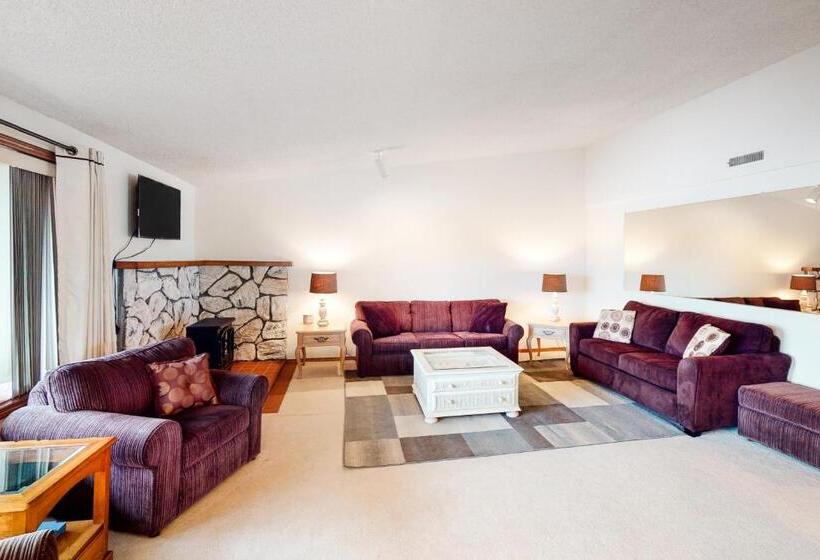 فندق Rainbow Rock 303