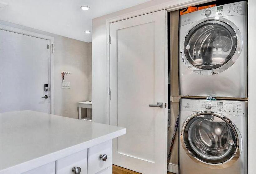 فندق Shorehom By The Sea   12