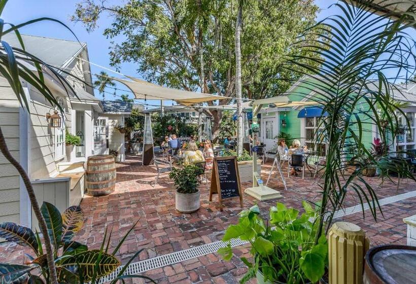 فندق Sunshine On My Shoulders