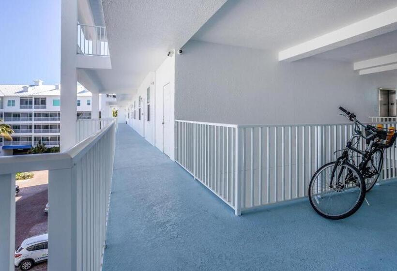 فندق Sunshine On My Shoulders