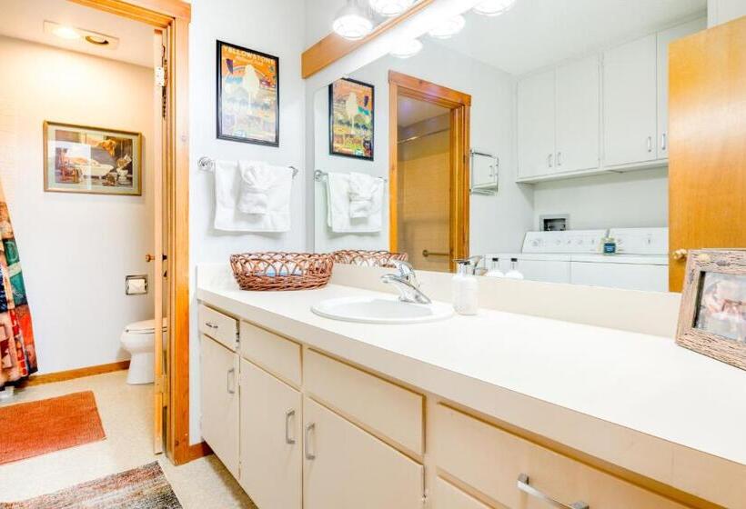 فندق 3622 Winterberry