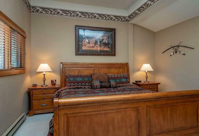 فندق 5123 Foxtail