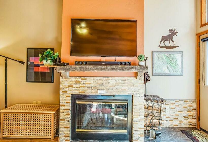 فندق 86 Pole Bridge Condominium