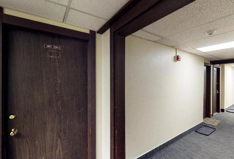 בית מלון כפרי Cozy Crystal Mountain Condo