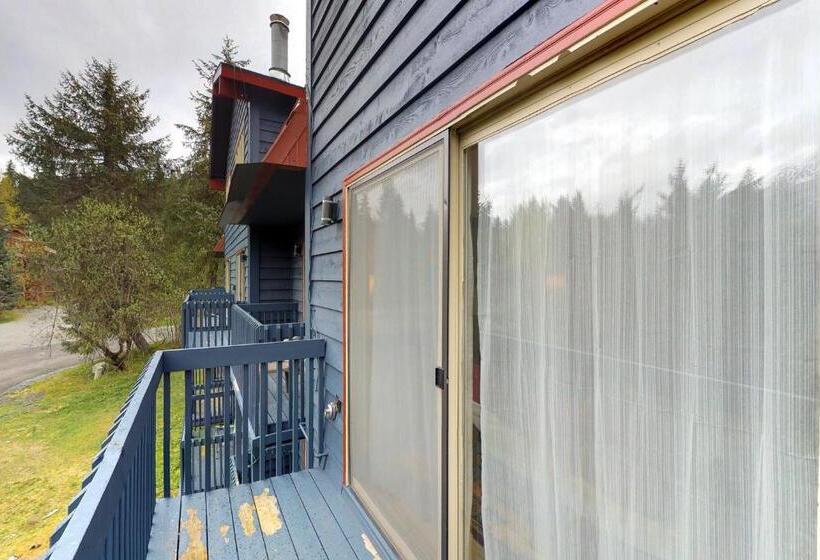 בית מלון כפרי Cozy Crystal Mountain Condo