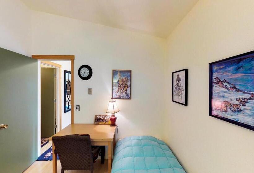 בית מלון כפרי Cozy Crystal Mountain Condo