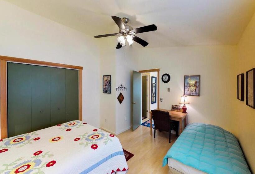 בית מלון כפרי Cozy Crystal Mountain Condo