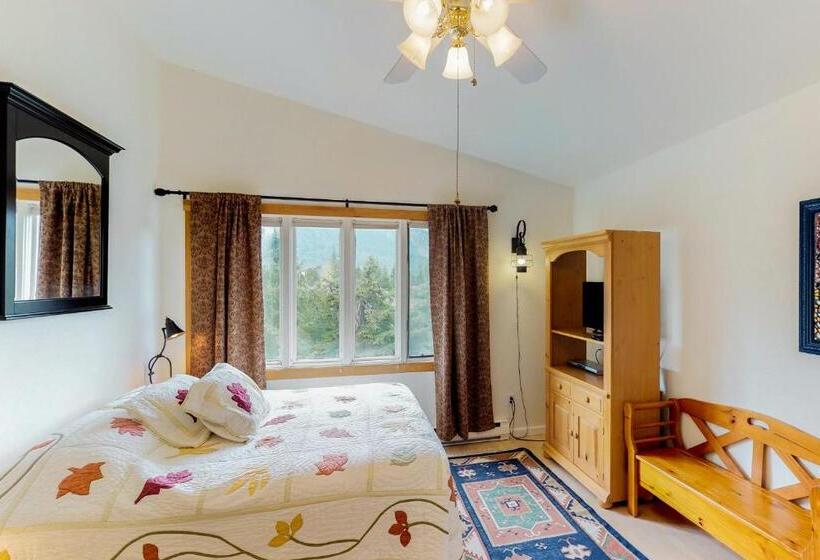 בית מלון כפרי Cozy Crystal Mountain Condo